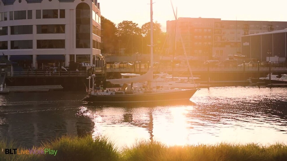 2200 Atlantic St, Stamford, CT à louer - Vidéo sur l’inscription commerciale - Image 2 de 16