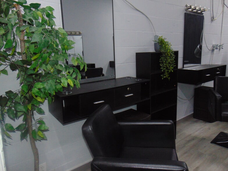 402 Tuscaloosa Ave SW, Birmingham, AL à louer - Photo intérieure - Image 3 de 13