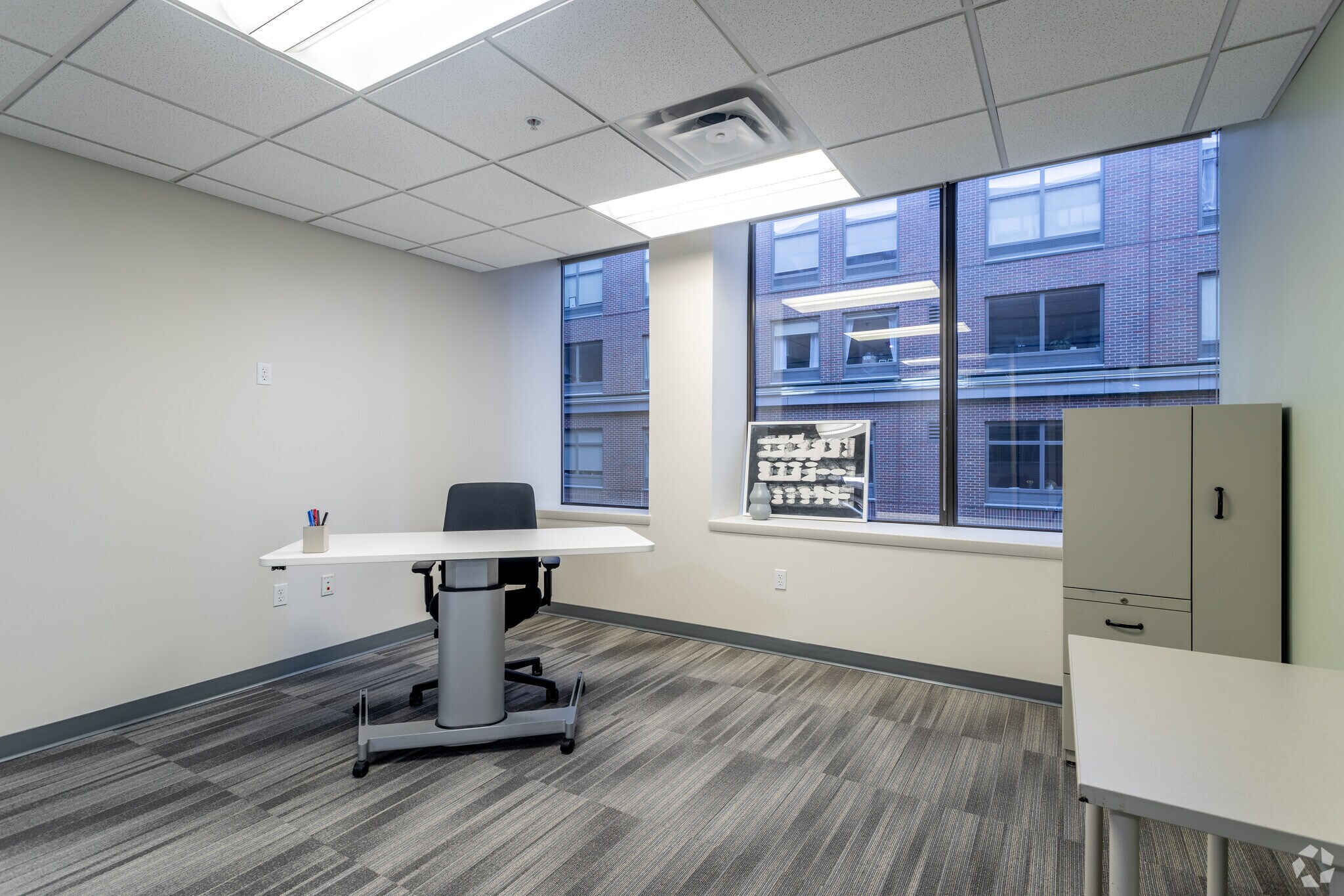 396-400 Congress St, Portland, ME for lease Interior Photo- Image 1 of 1