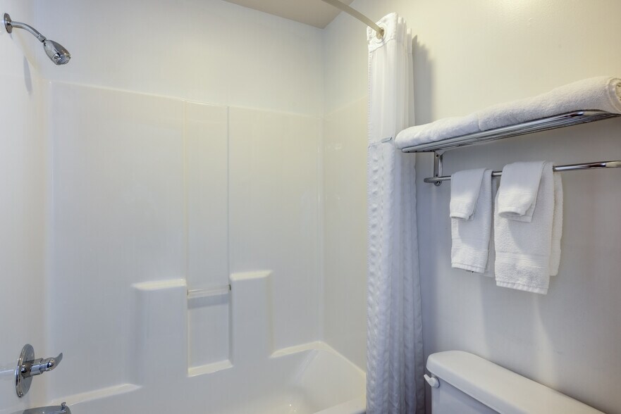 102 Rogers Ln, Livingston, MT à vendre - Photo du bâtiment - Image 2 de 20