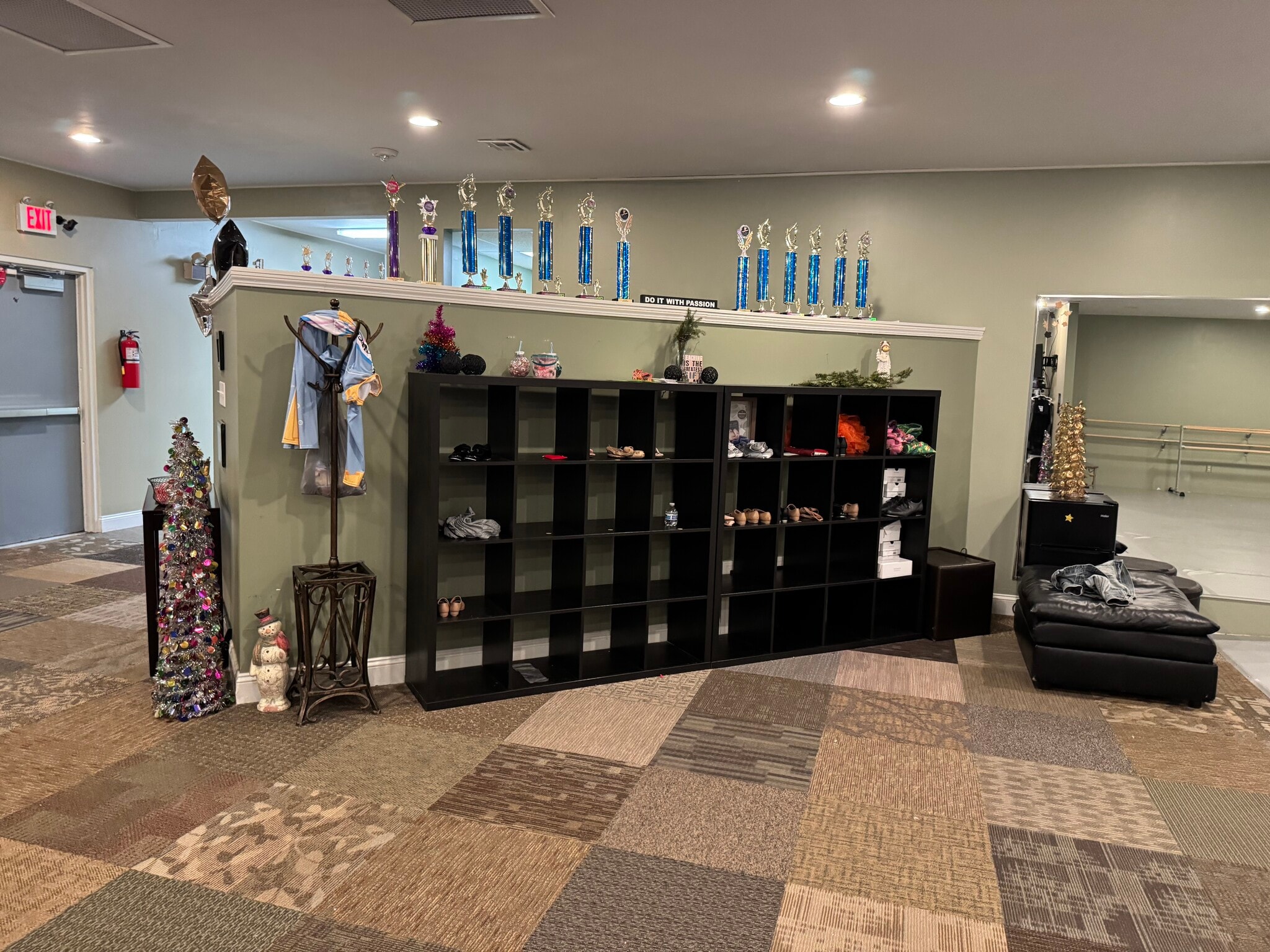930 Kehrs Mill Rd, Ballwin, MO for lease Interior Photo- Image 1 of 8