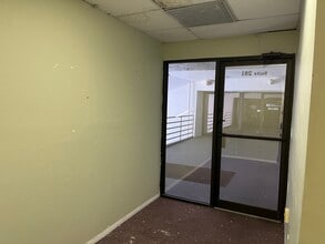 12995 S Cleveland Ave, Fort Myers, FL à louer Photo intérieure- Image 2 de 3