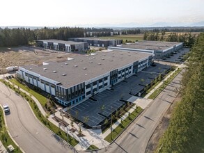 3475 194 St, Surrey, BC à louer Photo du bâtiment- Image 2 de 6