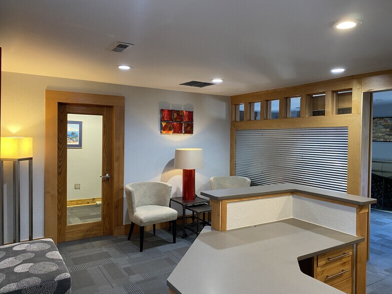 7390 Lowell Blvd, Westminster, CO à louer - Photo du bâtiment - Image 3 de 16