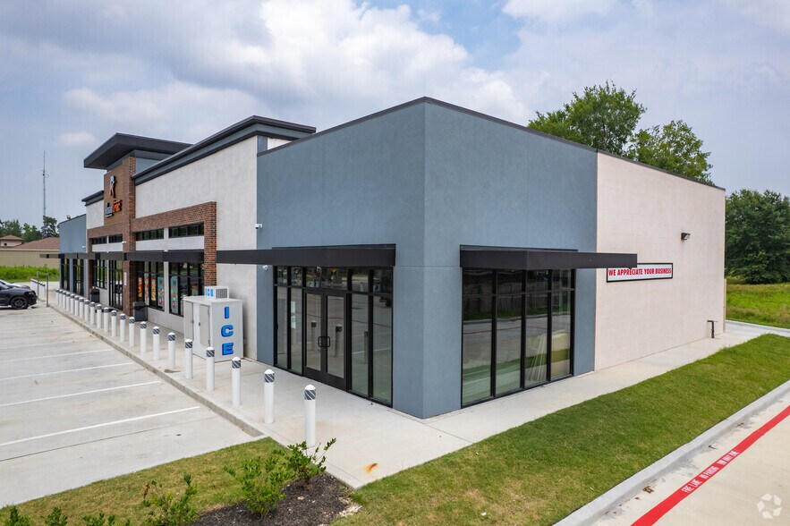 30668 Aldine Westfield Rd, Spring, TX for lease - Primary Photo - Image 1 of 7