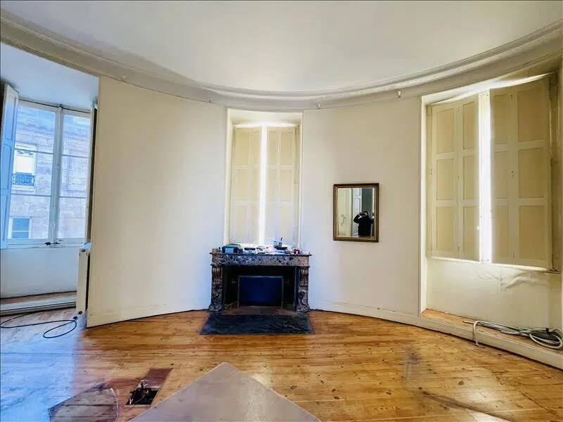 Commerce de détail dans Bordeaux à louer Photo intérieure- Image 1 de 6