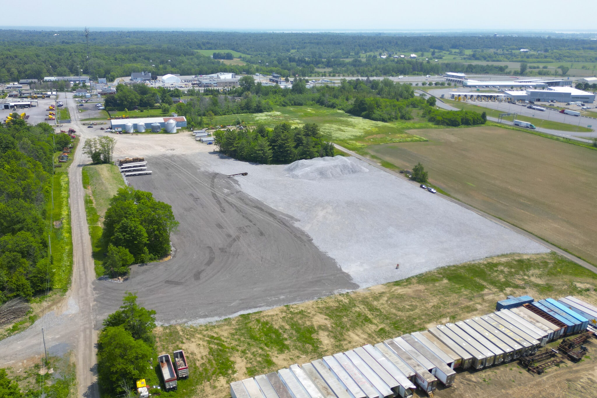 116 Boul Fortin, Saint-bernard-de-lacolle, QC à louer Photo principale- Image 1 de 11