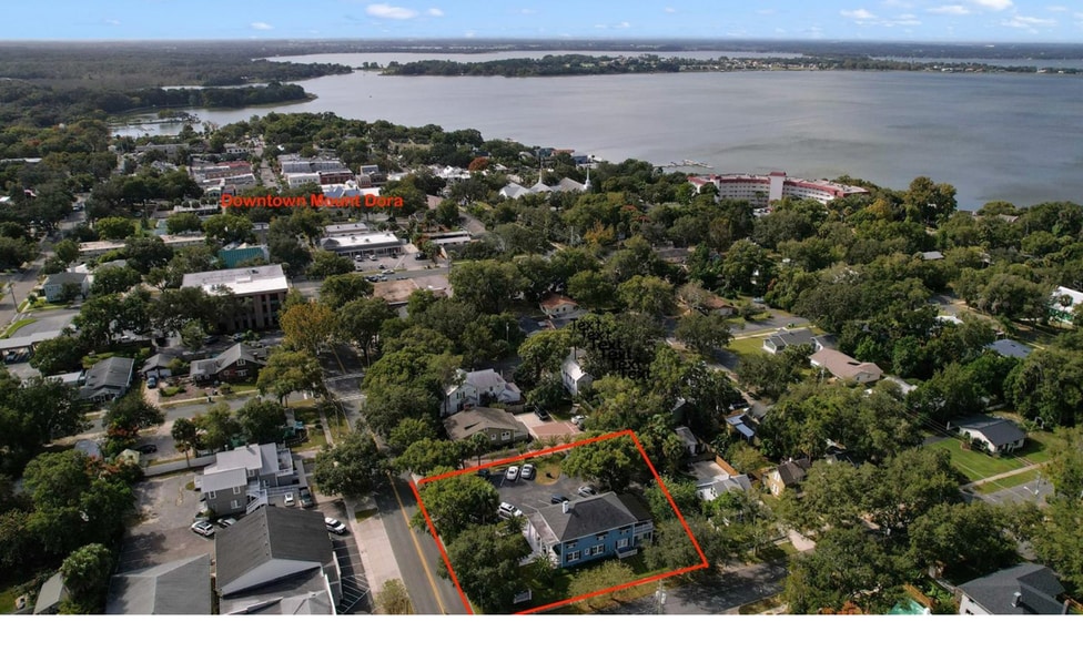 851 N Donnelly St, Mount Dora, FL for sale - Aerial - Image 2 of 18