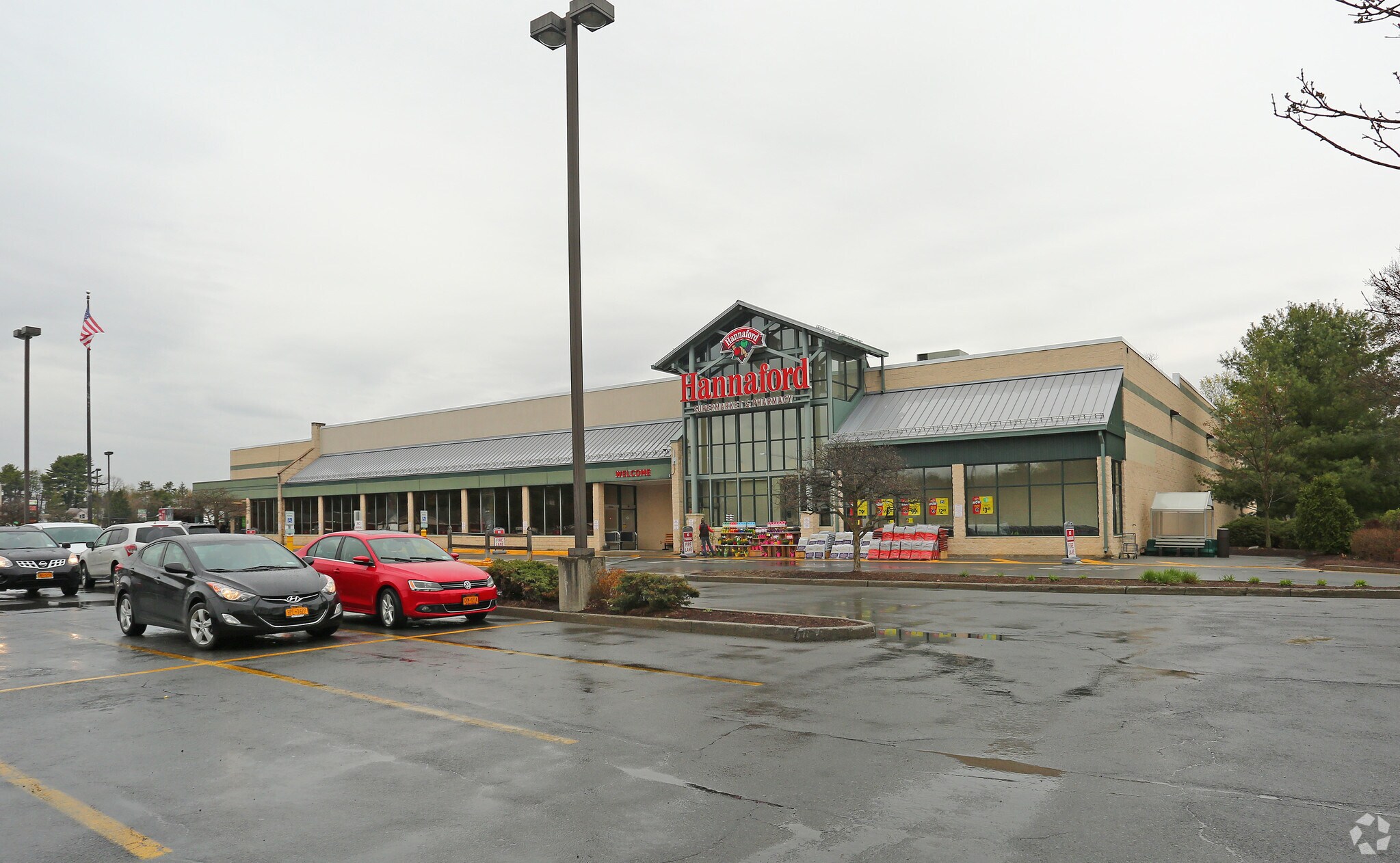 27 Gansevoort Rd, South Glens Falls, NY for lease Primary Photo- Image 1 of 7