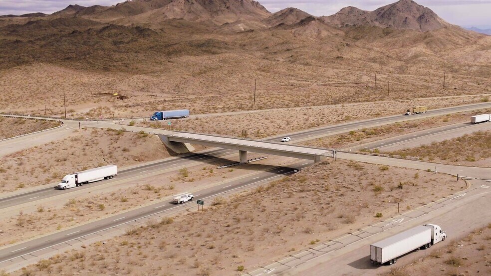 I-40 and Historic Route 66, Essex, CA à vendre - Photo du bâtiment - Image 3 de 8