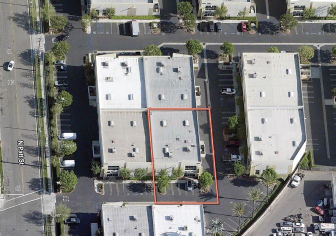1281 N Patt St, Anaheim, CA à vendre - Photo du bâtiment - Image 3 de 4