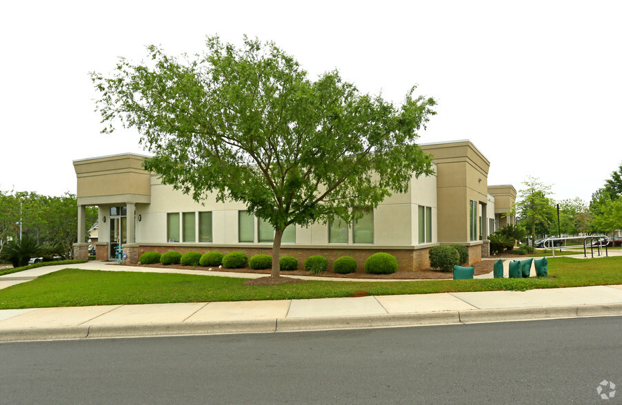 1909 Hillbrooke Trl, Tallahassee, FL for lease - Building Photo - Image 1 of 10