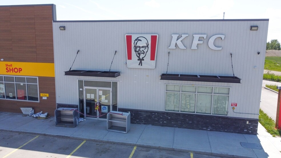 4331 Alberta 16, Wabamun, AB à vendre - Photo du bâtiment - Image 2 de 5