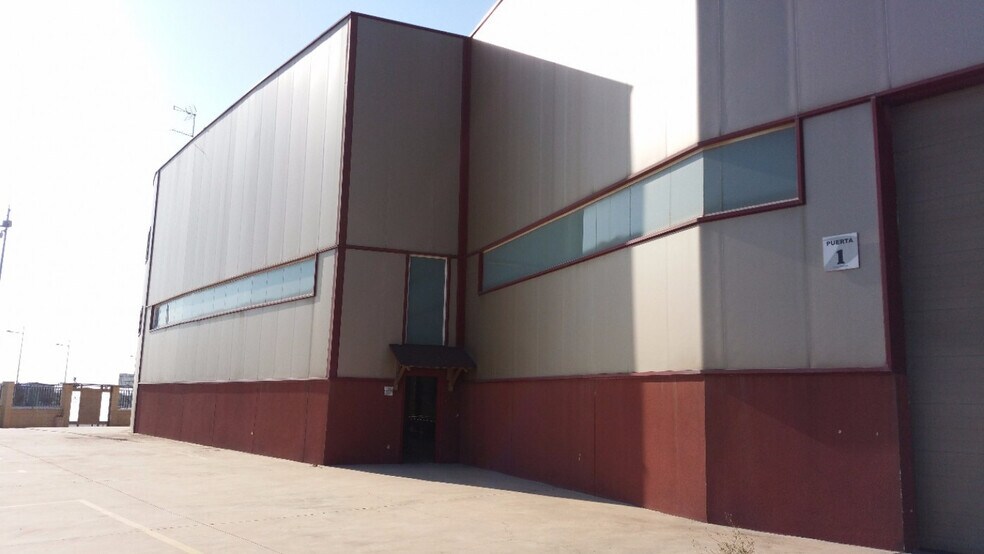 Carrer Obrers de la Vila, 23, Algemesí, Valencia à vendre - Photo du bâtiment - Image 3 de 14