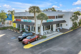 1960 Stickney Point Rd, Sarasota, FL à louer Photo du bâtiment- Image 1 de 27