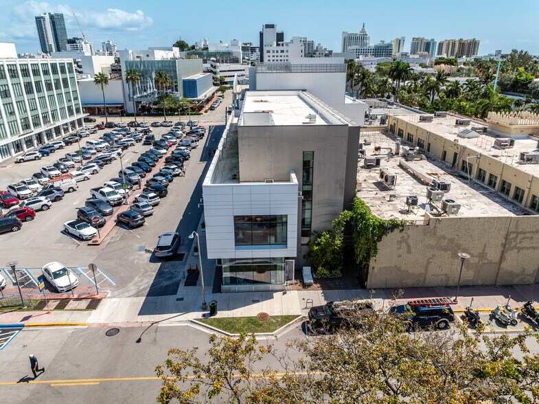 1661 Jefferson Ave, Miami Beach, FL à louer - Photo du bâtiment - Image 3 de 4