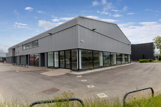 Rutherford Way, Cheltenham for lease Building Photo- Image 1 of 2