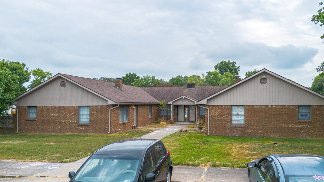 1120 E 8th St, Metropolis, IL for sale Primary Photo- Image 1 of 4