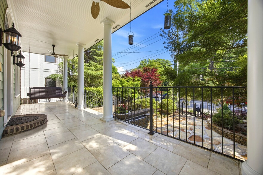 574 East Ave NE, Atlanta, GA for sale - Building Photo - Image 3 of 84