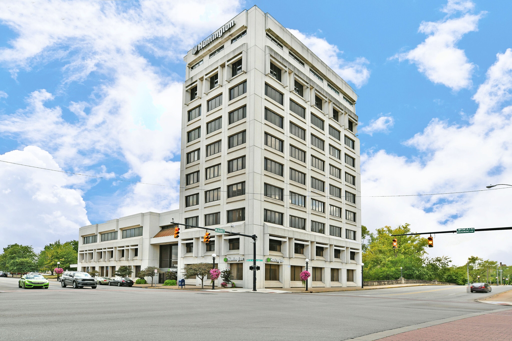 108 Main Ave SW, Warren, OH for lease Building Photo- Image 1 of 56