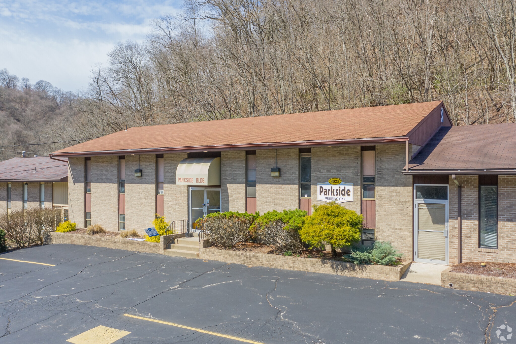 3025 Jacks Run Rd, White Oak, PA for lease Primary Photo- Image 1 of 2