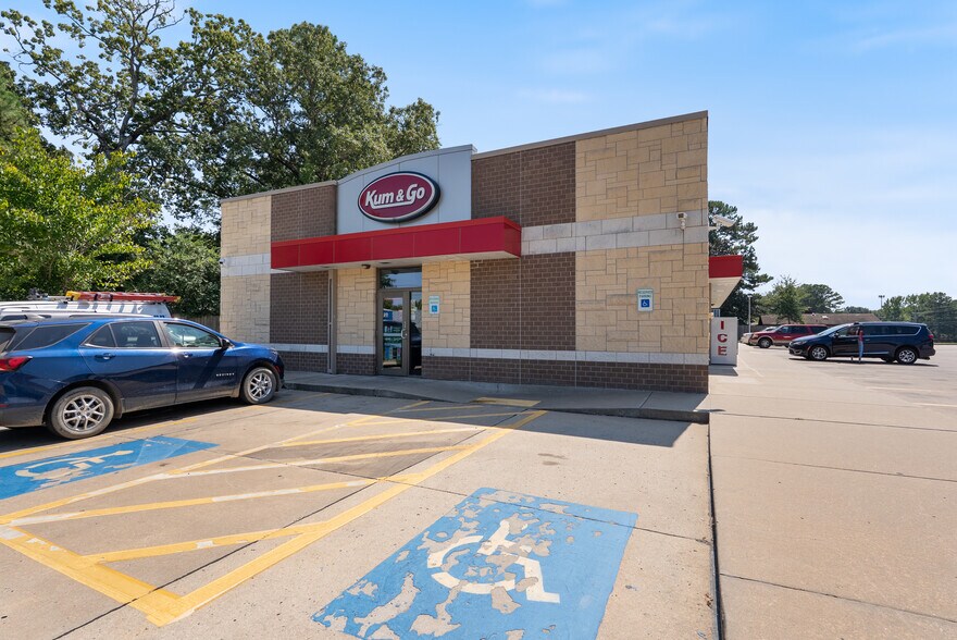 1303 S Pine St, Cabot, AR à vendre - Photo du bâtiment - Image 2 de 7