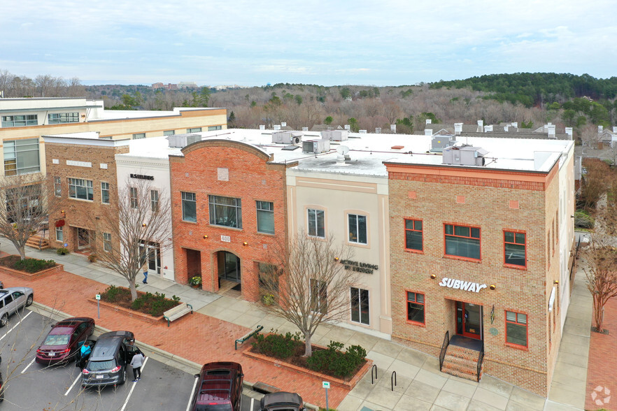 400 Market St, Chapel Hill, NC à louer - Photo principale - Image 1 de 24