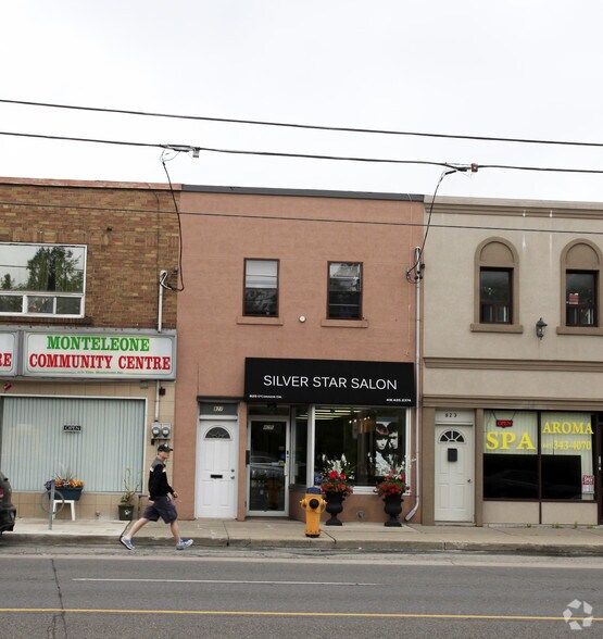 825-827 O'connor Dr, Toronto, ON for sale - Building Photo - Image 2 of 2