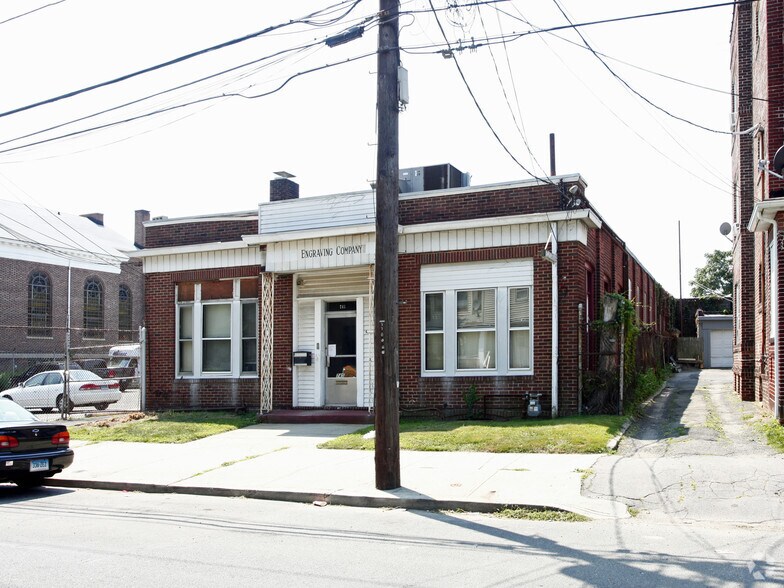 745 Hancock Ave, Bridgeport, CT for sale - Building Photo - Image 2 of 2