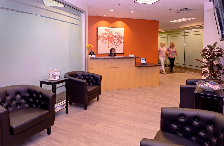 14050 N 83rd Ave, Peoria, AZ à louer - Hall d’entrée - Image 3 de 29