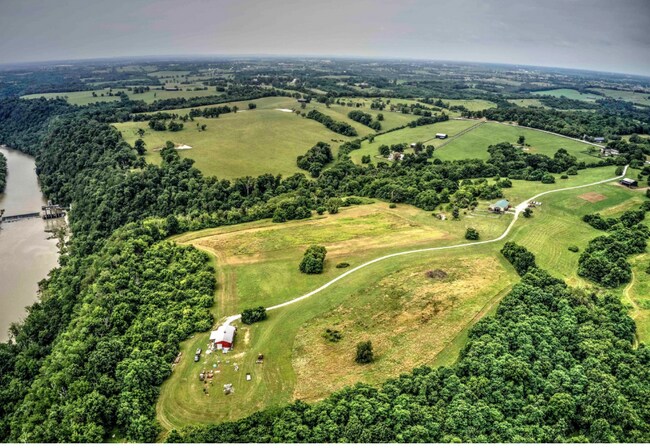 Plus de détails pour 4160 Lexington Rd, Harrodsburg, KY - Spécialité à vendre