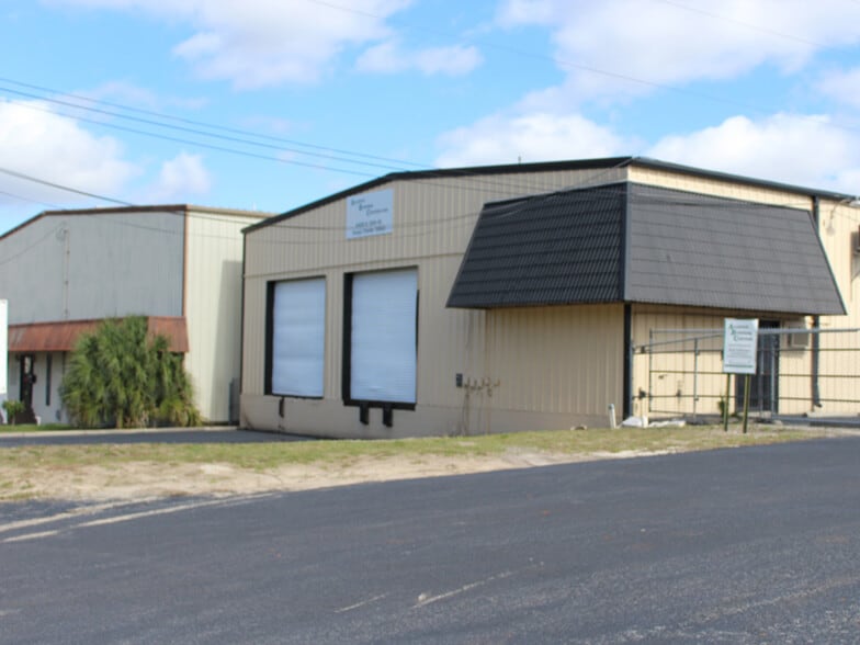6405 N 50th St, Tampa, FL for lease - Building Photo - Image 2 of 4