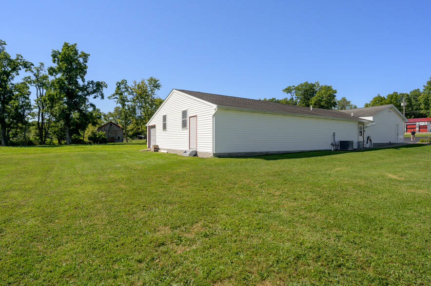 3766 Youngstown Kingsville Rd, Cortland, OH for lease - Building Photo - Image 2 of 7