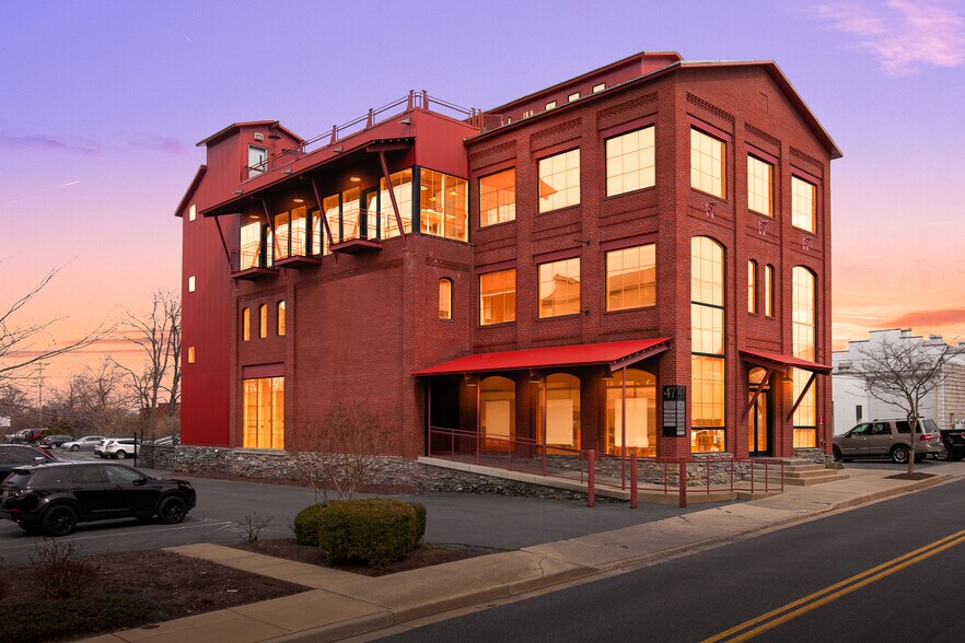 47 E South St, Frederick, MD à louer - Photo du bâtiment - Image 1 de 7