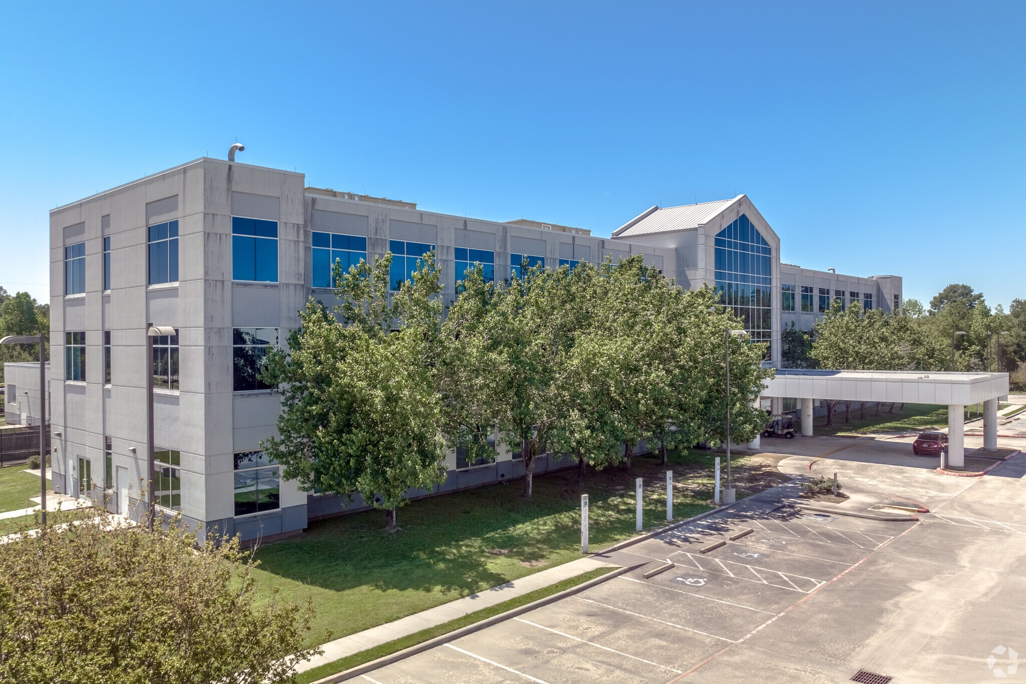 505 Graham Dr, Tomball, TX for sale Primary Photo- Image 1 of 37