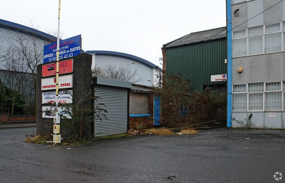 Spring Rd, Wolverhampton à vendre - Photo du bâtiment - Image 3 de 3