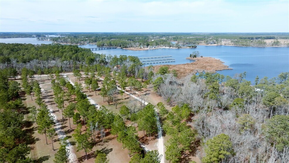 577 Hoff Rd, Belhaven, NC à vendre - Vidéo sur l’inscription commerciale - Image 2 de 110