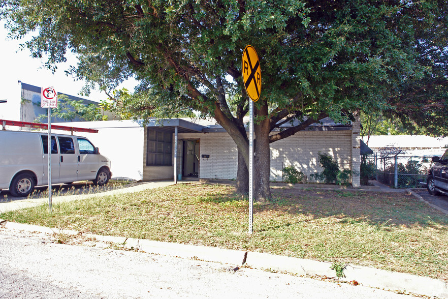 2912 Stanley Ave, Fort Worth, TX for sale - Primary Photo - Image 1 of 1