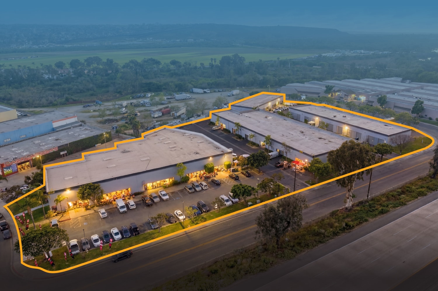 Border Commerce Center portfolio of 4 properties for sale on LoopNet.ca Building Photo- Image 1 of 6