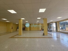 Retail in La Lastrilla, Segovia for lease Interior Photo- Image 2 of 19