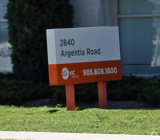 2840 Argentia Rd, Mississauga, ON à louer - Photo du bâtiment - Image 2 de 8