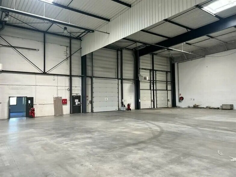 Flex dans Villeneuve-la-Garenne à louer - Photo intérieure - Image 2 de 3