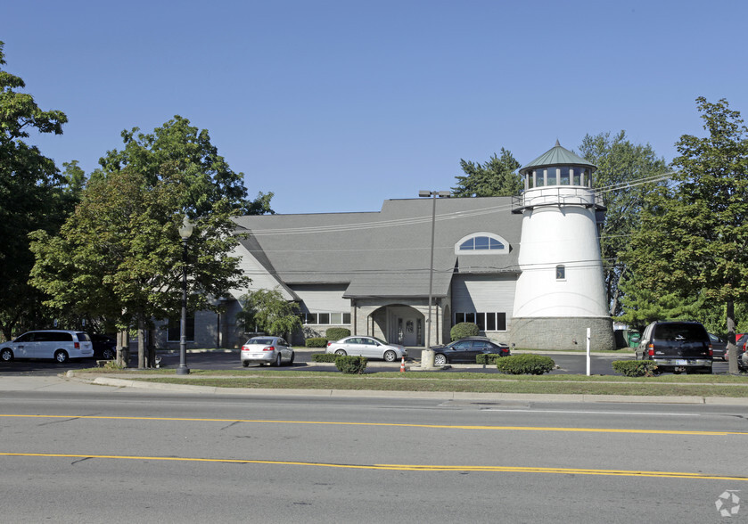 436 S Broadway St, Lake Orion, MI for sale - Primary Photo - Image 1 of 1