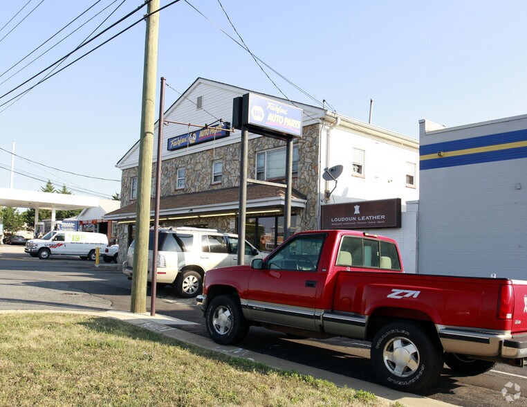 47060 Leesburg Pike, Sterling, VA for lease - Building Photo - Image 2 of 2