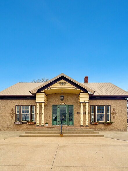 319 Oklahoma Blvd, Alva, OK à vendre - Photo du bâtiment - Image 2 de 31