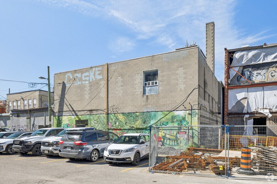 299 Bank St, Ottawa, ON à louer - Photo du bâtiment - Image 2 de 2