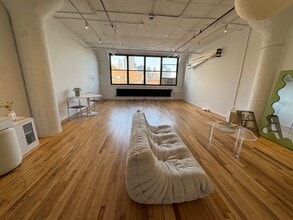 61 Greenpoint Ave, Brooklyn, NY for lease Interior Photo- Image 1 of 9