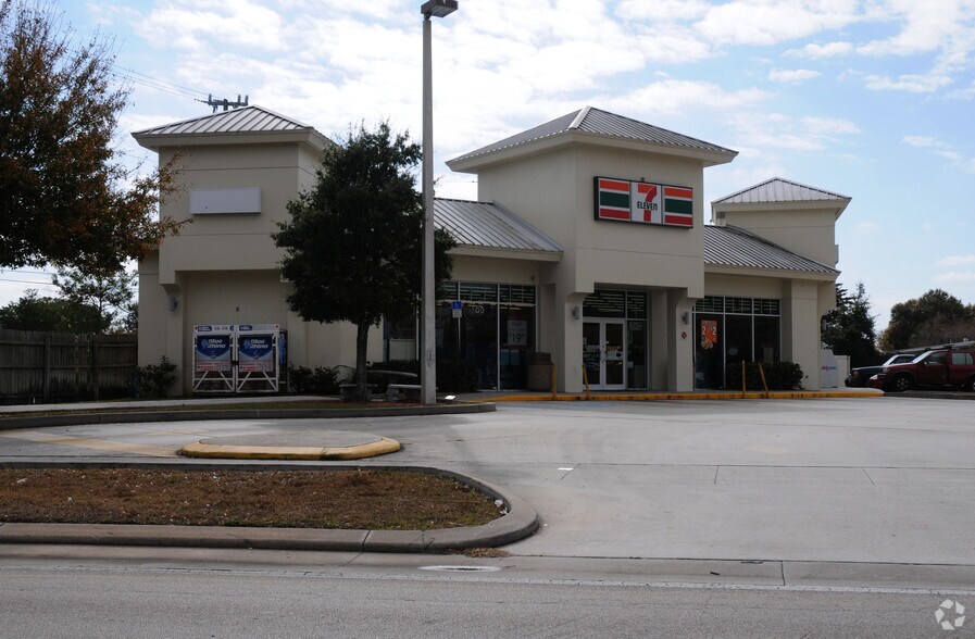 Portfolio of 2 Assets portefeuille de 2 propriétés à vendre sur LoopNet.ca - Photo principale - Image 2 de 2