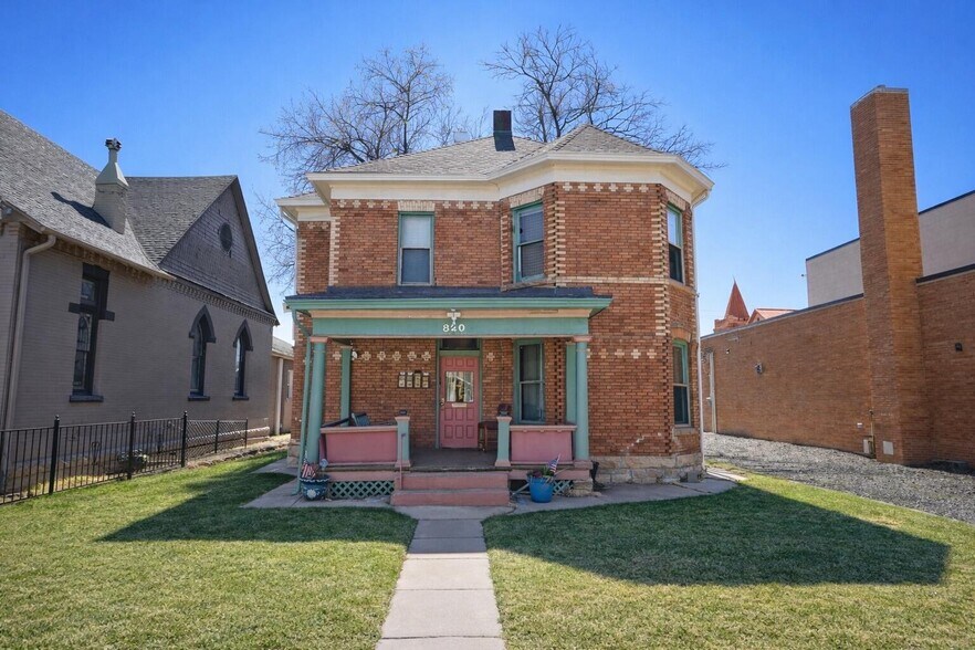 820 Macon Ave, Canon City, CO à vendre - Photo principale - Image 1 de 33