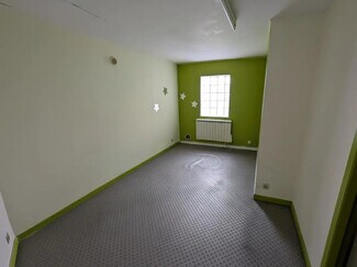 Plus de détails pour Commerce de détail à louer